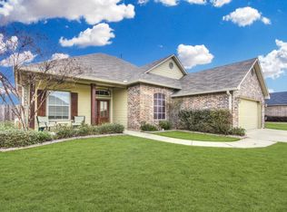 318 Avondale Ln, Bossier City, LA 71112