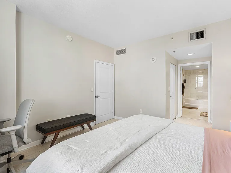 480 Hibiscus St #607 — Photo 11