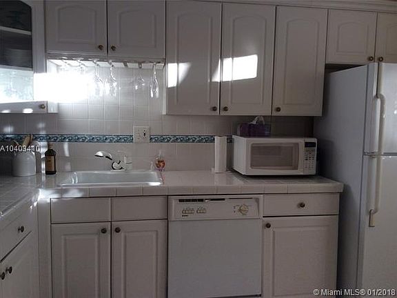 4th image of 7080 Environ Blvd APT 225