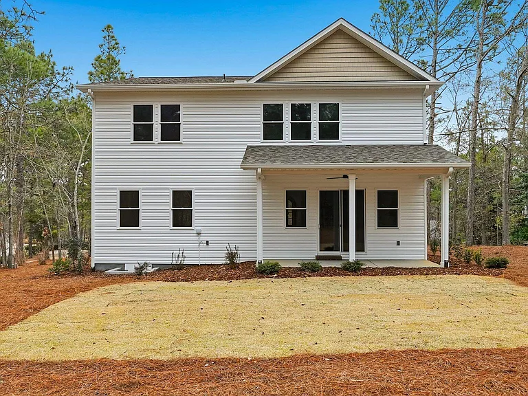 139 Lancashire Ln — Photo 35