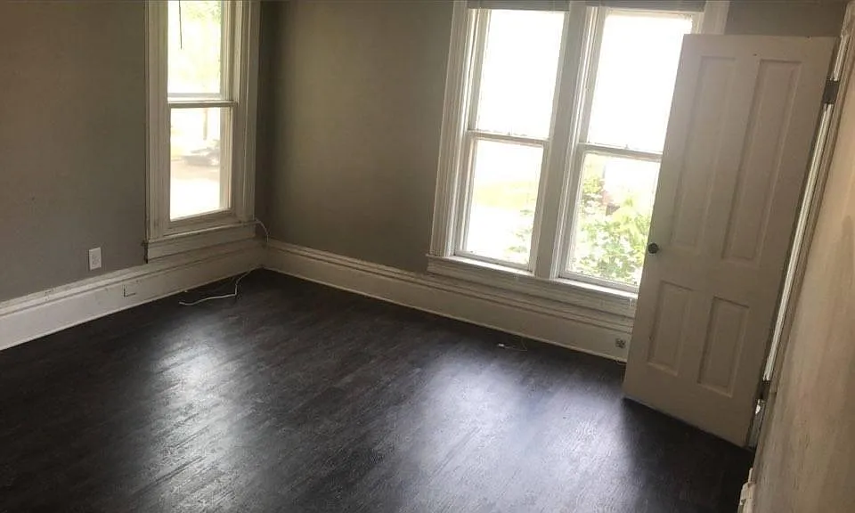 Living room/bedroom