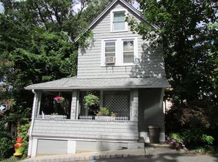 29 Embury Pl, Mount Tabor, NJ 07878