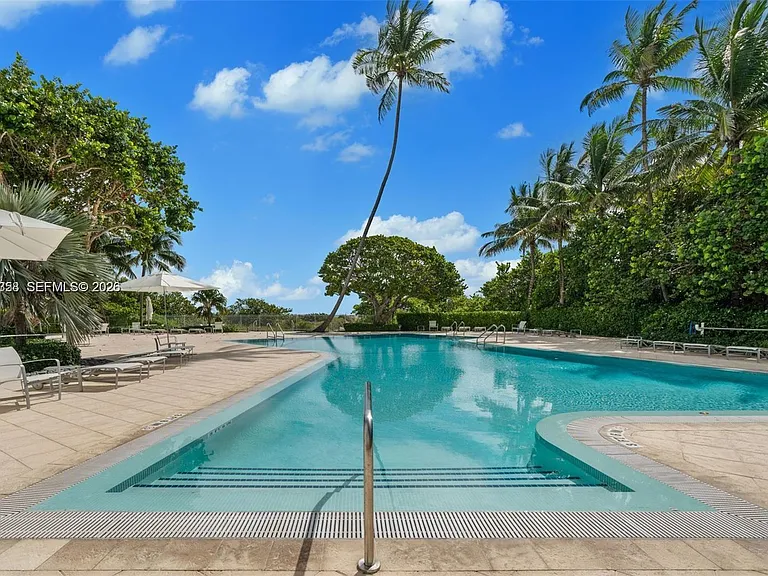 200 Ocean Lane Dr #108 — Photo 26