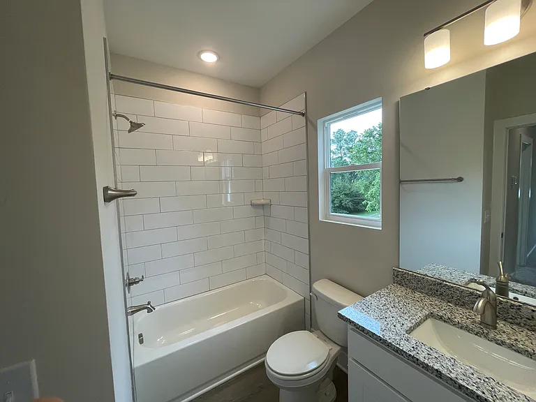 106 N Benjamine St — Photo 38