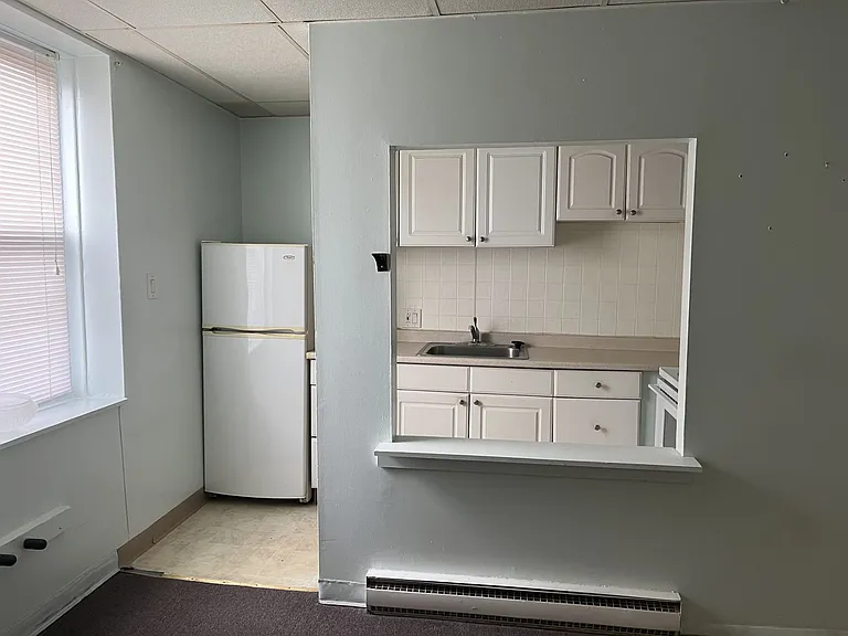 6121 Ridge Ave #C — Photo 3