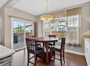 2075 W Brightoncrest Cmn SE, Calgary, AB T2Z 1E7