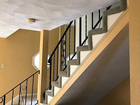 2nd image of 200 Farrwood Dr