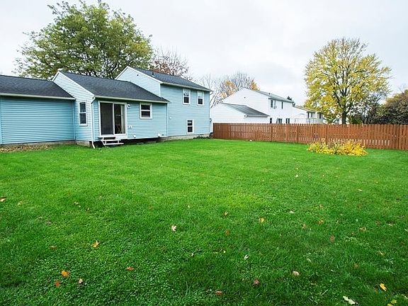 4th image of 8451 Transit Ln