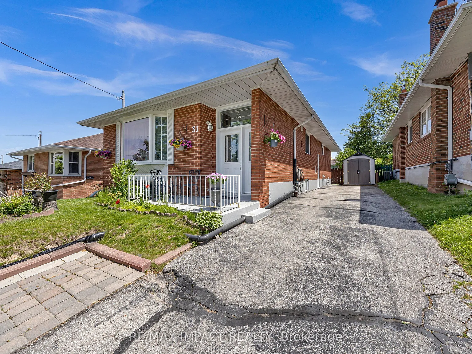 3 bed, $2,700 — Photo 2