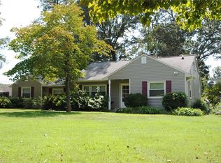 5714 Reynolda Rd, Winston Salem, NC 27106