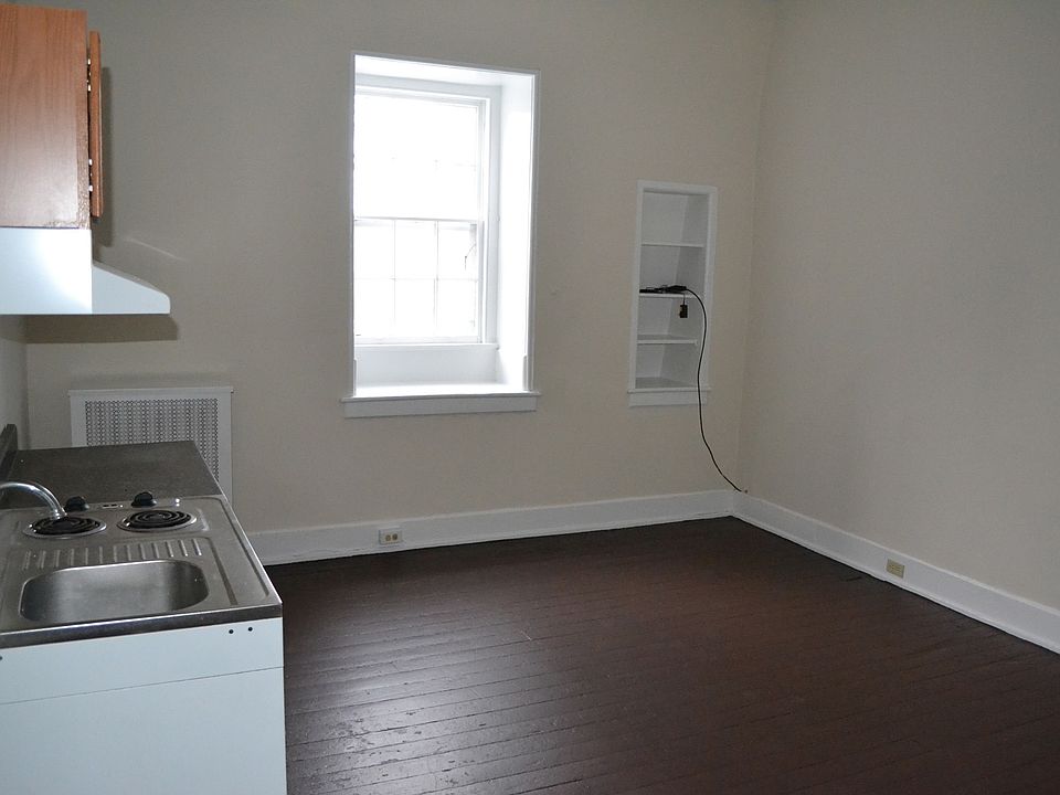 parlor / kitchenette