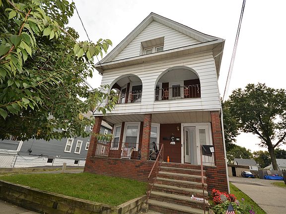 5th image of 21 Division Ave #2