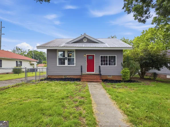 215 E 2nd St NE, Rome, GA 30161