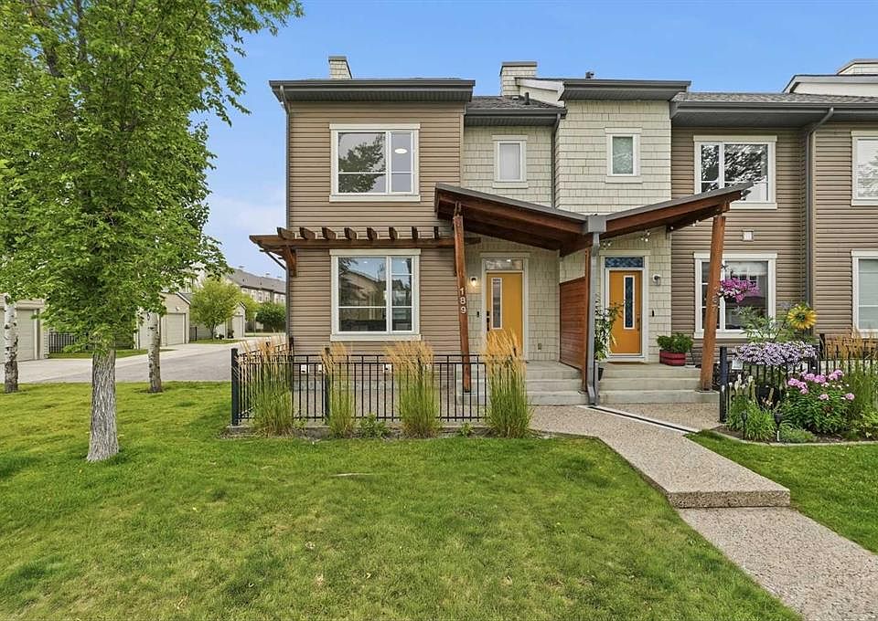 1st image of 189 W Chapalina Sq SE