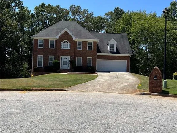 6209 Southland Forest Dr, Stone Mountain, GA 30087