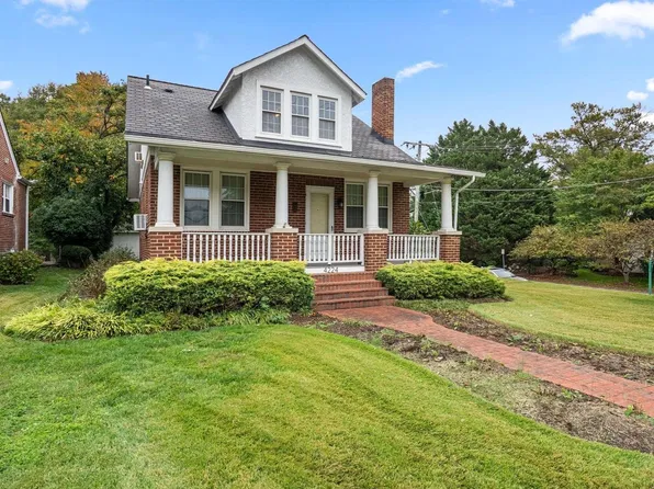 4224 E West Hwy, Hyattsville, MD 20782