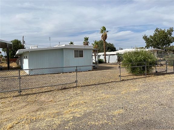 2nd image of 4555 E Linden Drive