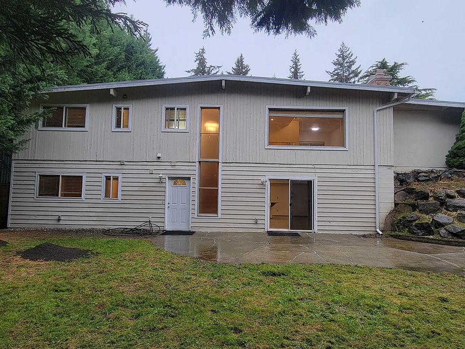 1st image of 12113 SE 45th Pl