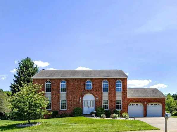 204 Trillium Dr, Cranberry Township, PA 16066