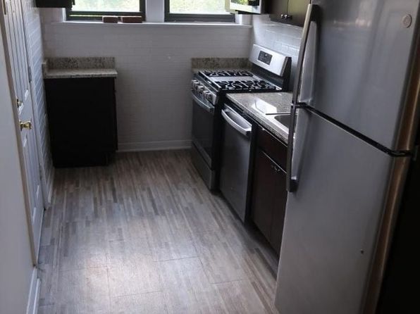 6364-82 N Hermitage Ave #2