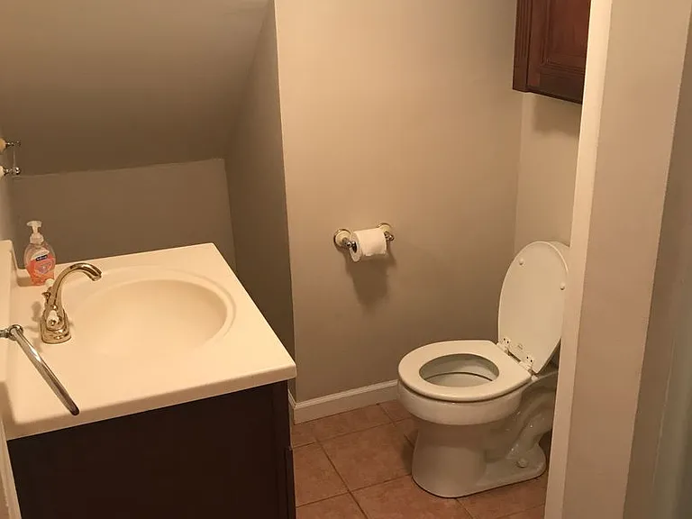 1460 Logan Ave — Photo 8