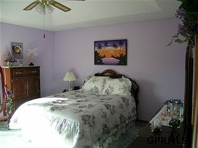 5th image of 403 E Douglas St