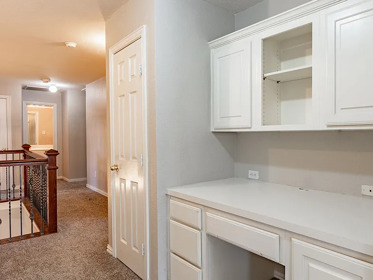 1100 Cedar Valley Dr — Photo 22