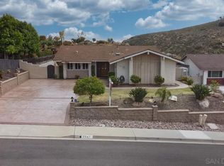 9941 Ledgeside St, Spring Valley, CA 91977
