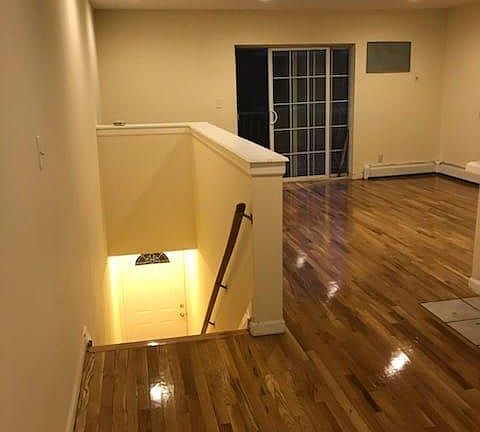 3rd image of 325 Quincy Ave #2