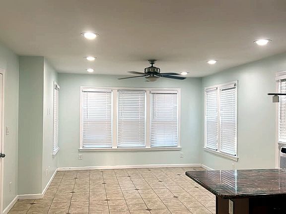 3rd image of 52 Marlboro Rd #1