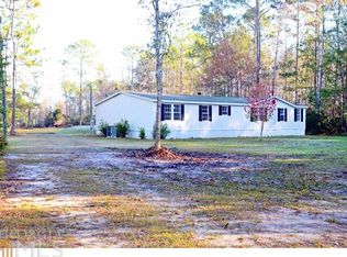 338 Dennis Loop, Kingsland, GA 31548