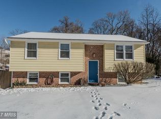 3 McTavish Ave, Catonsville, MD 21228