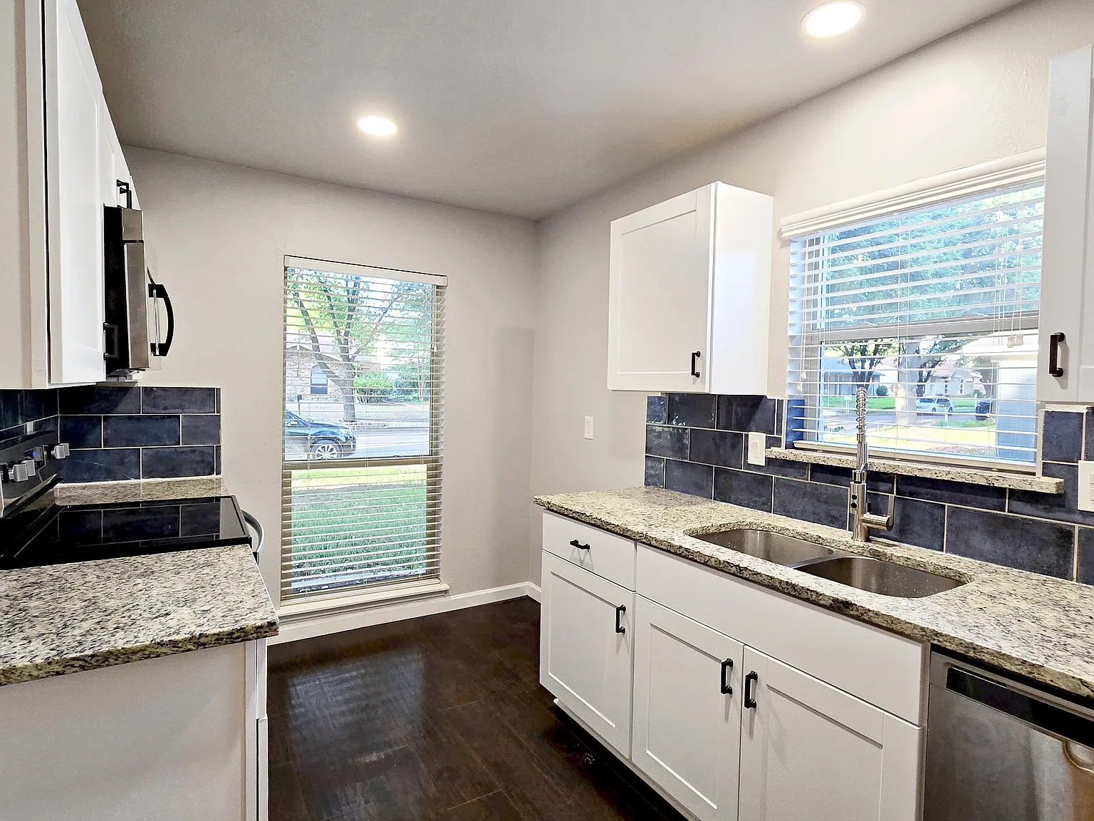 3 bed, 1603 sqft, $2,350 — Photo 2