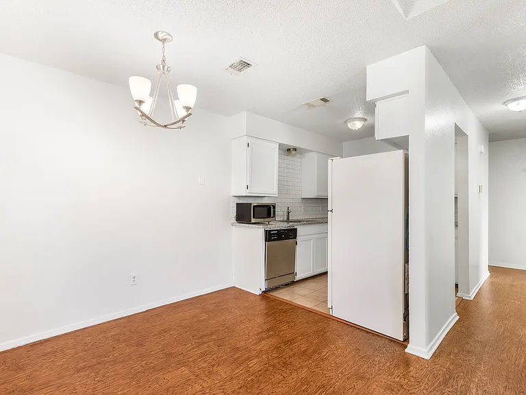 6603 Central Ave — Photo 12