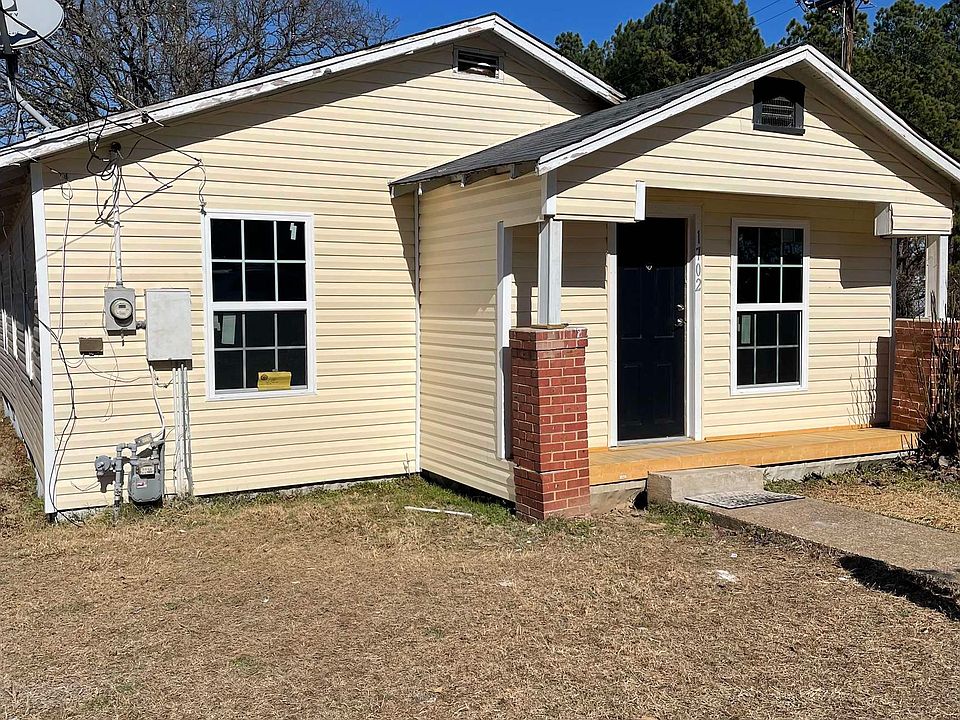 1st image of 1702 Roseboro St