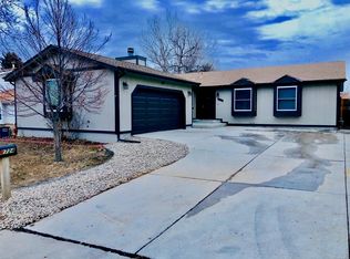 2724 S Salida St, Aurora, CO 80013