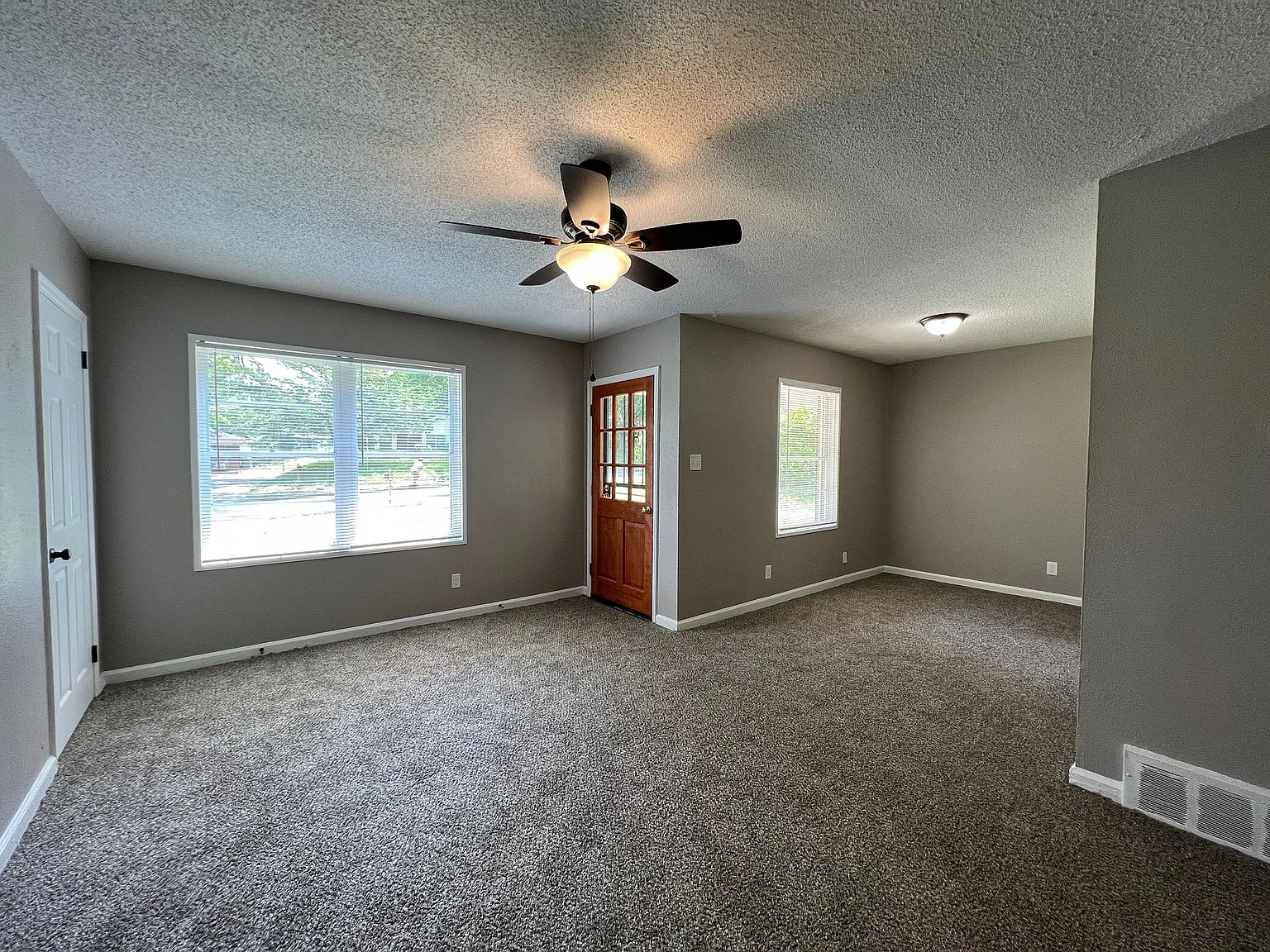 3465 Obion Dr — Photo 2