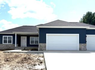 333 Drumlin Loop, Ripon, WI 54971