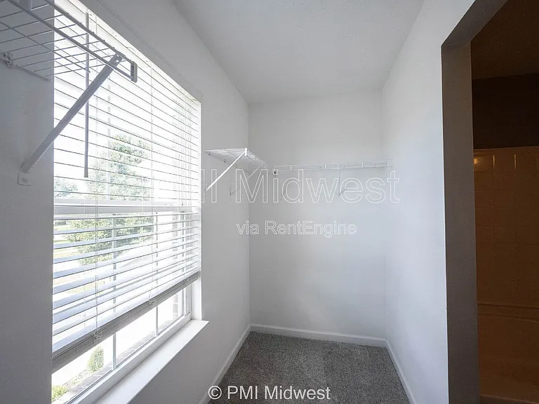 8802 Benjamin Ln — Photo 34