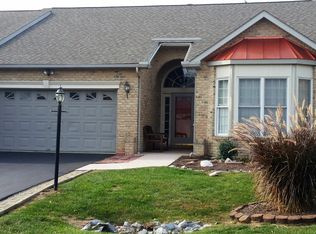 41 Whippoorwill Ln, Falling Waters, WV 25419