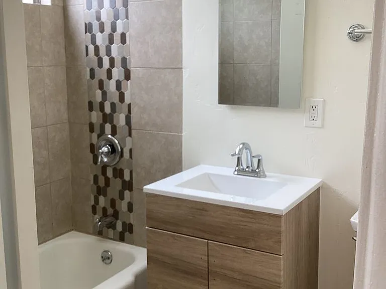 600 N Y St — Photo 15