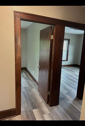 5th image of 1465 Hildreth Ave