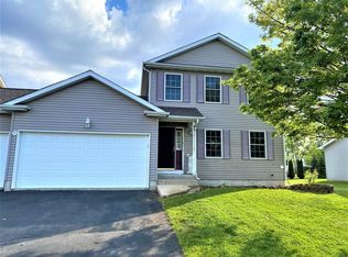 1541 Moluf St, Dekalb, IL 60115