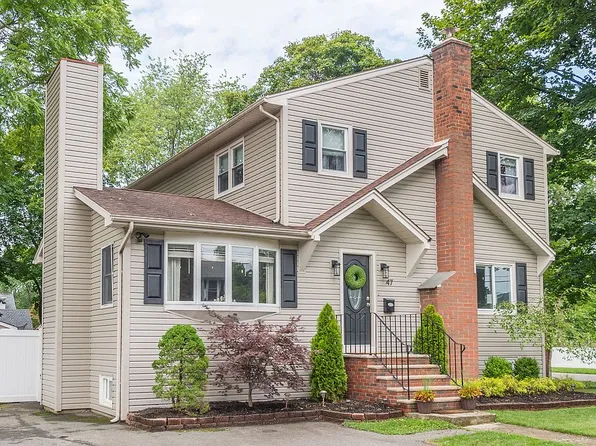 47 3rd St, Pequannock, NJ 07440