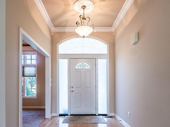 3rd image of 5316 Harmony Ln