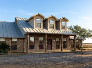 375 Bluntzer Rd, Jourdanton, TX 78026