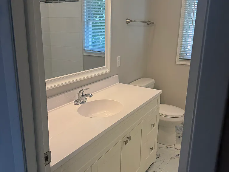 8521 Pinkney St — Photo 10