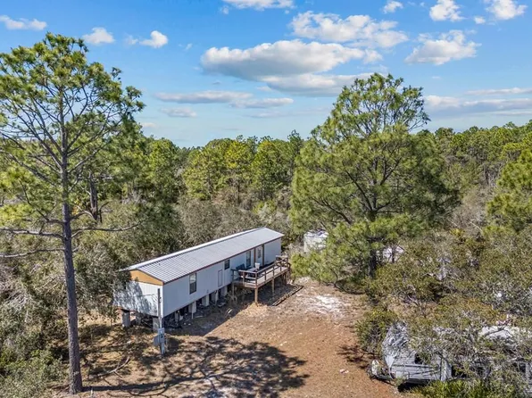 13891 SW 77th Pl, Cedar Key, FL 32625