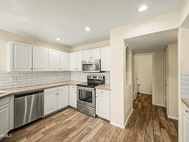 2155 W Olla Ave — Photo 12