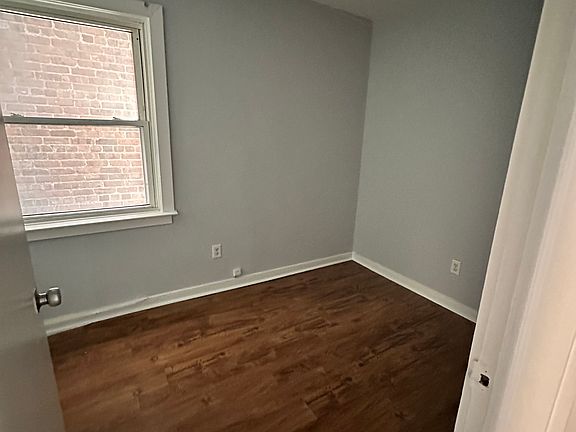 4th image of 3022 W Marshall St